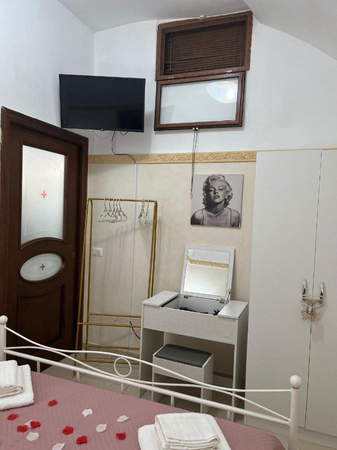 O' Sole Mio Apartamento Nápoles Exterior foto